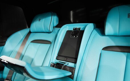 Rolls-Royce Cullinan, 2025 год, 65 000 000 рублей, 22 фотография