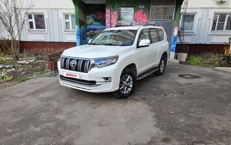 Toyota Land Cruiser Prado 150 рестайлинг 2, 2018 год, 5 700 000 рублей, 2 фотография