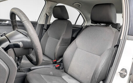 Skoda Rapid I, 2019 год, 810 000 рублей, 20 фотография