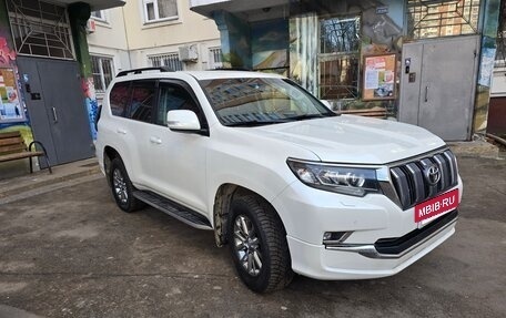 Toyota Land Cruiser Prado 150 рестайлинг 2, 2018 год, 5 700 000 рублей, 4 фотография