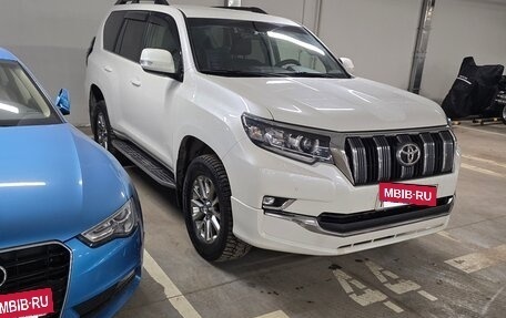Toyota Land Cruiser Prado 150 рестайлинг 2, 2018 год, 5 700 000 рублей, 7 фотография