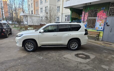 Toyota Land Cruiser Prado 150 рестайлинг 2, 2018 год, 5 700 000 рублей, 12 фотография