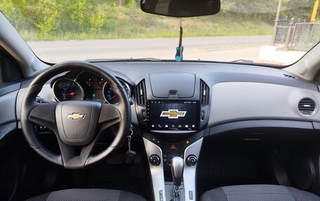 Chevrolet Cruze II, 2013 год, 850 000 рублей, 6 фотография