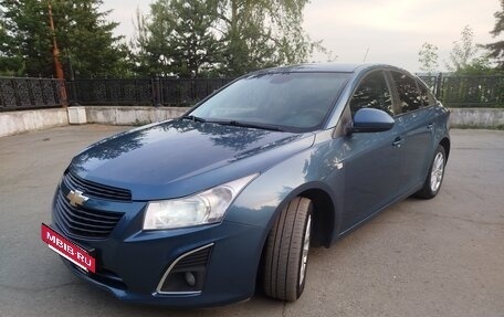 Chevrolet Cruze II, 2013 год, 850 000 рублей, 2 фотография