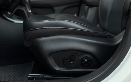 Jeep Compass II, 2019 год, 1 990 000 рублей, 20 фотография