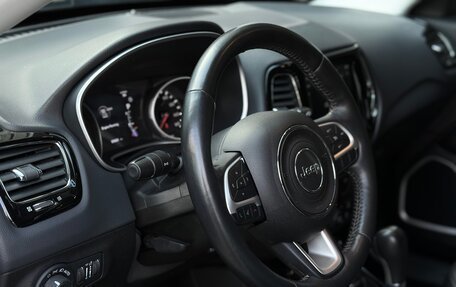 Jeep Compass II, 2019 год, 1 990 000 рублей, 22 фотография