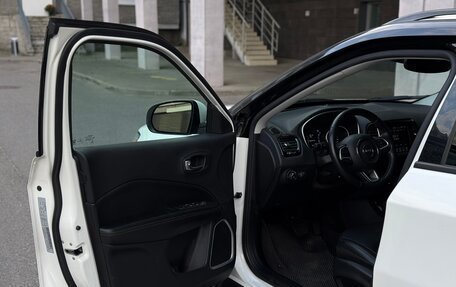 Jeep Compass II, 2019 год, 1 990 000 рублей, 19 фотография