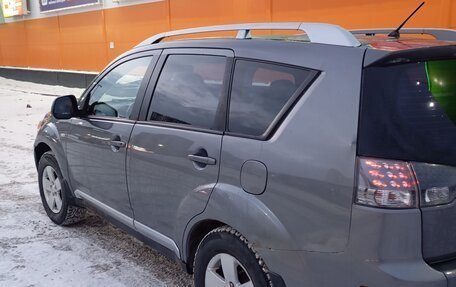 Mitsubishi Outlander III рестайлинг 3, 2008 год, 1 100 000 рублей, 5 фотография