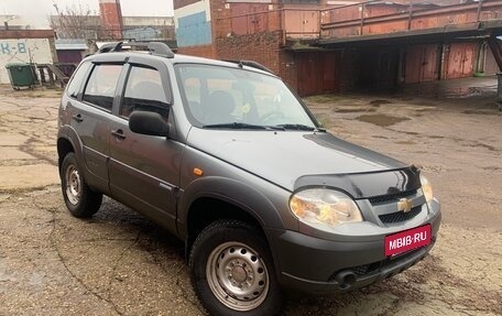 Chevrolet Niva I рестайлинг, 2010 год, 450 000 рублей, 9 фотография