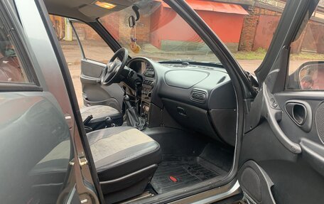 Chevrolet Niva I рестайлинг, 2010 год, 450 000 рублей, 17 фотография