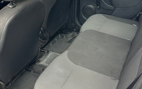 Renault Logan II, 2017 год, 630 000 рублей, 10 фотография