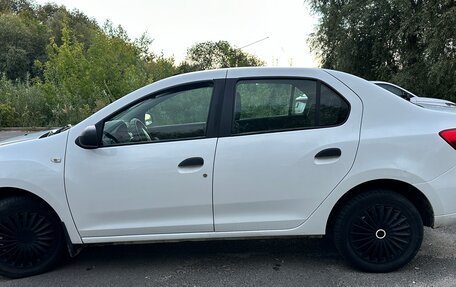 Renault Logan II, 2017 год, 630 000 рублей, 6 фотография