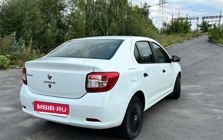 Renault Logan II, 2017 год, 630 000 рублей, 3 фотография