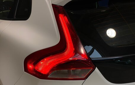 Volvo V40 Cross Country I, 2013 год, 1 500 000 рублей, 9 фотография