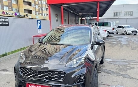 KIA Sportage IV рестайлинг, 2021 год, 2 900 000 рублей, 1 фотография