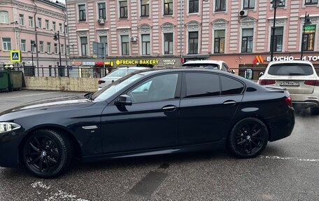 BMW 5 серия, 2016 год, 2 850 000 рублей, 2 фотография