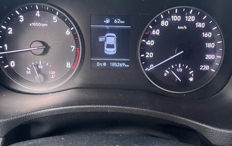 Hyundai Solaris II рестайлинг, 2017 год, 865 000 рублей, 7 фотография