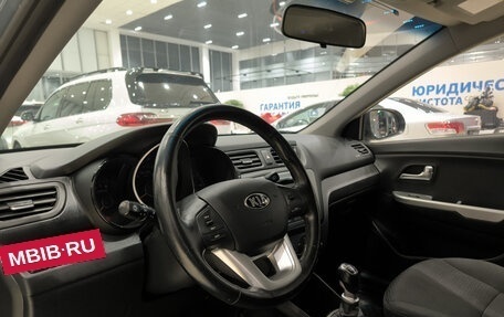 KIA Rio III рестайлинг, 2015 год, 850 000 рублей, 20 фотография