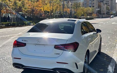 Mercedes-Benz A-Класс, 2022 год, 2 199 000 рублей, 5 фотография