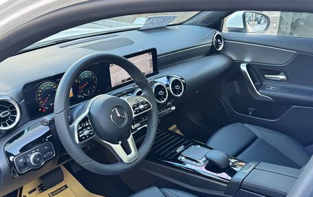 Mercedes-Benz A-Класс, 2022 год, 2 199 000 рублей, 8 фотография