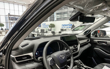 Toyota Highlander, 2025 год, 6 195 000 рублей, 20 фотография