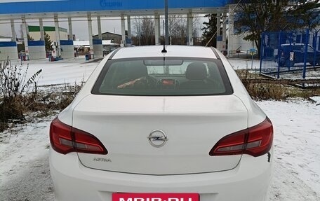 Opel Astra J, 2014 год, 730 000 рублей, 6 фотография