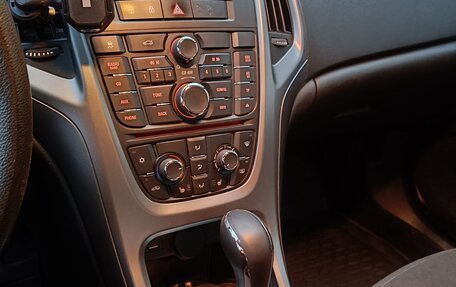 Opel Astra J, 2014 год, 730 000 рублей, 11 фотография