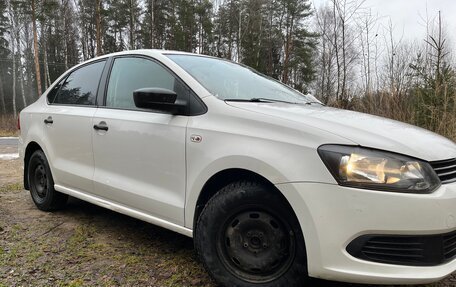 Volkswagen Polo VI (EU Market), 2013 год, 680 000 рублей, 5 фотография