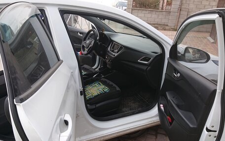 Hyundai Solaris II рестайлинг, 2020 год, 1 600 000 рублей, 2 фотография