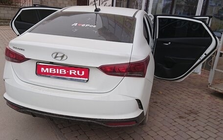 Hyundai Solaris II рестайлинг, 2020 год, 1 600 000 рублей, 3 фотография