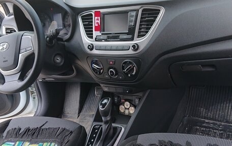 Hyundai Solaris II рестайлинг, 2020 год, 1 600 000 рублей, 10 фотография