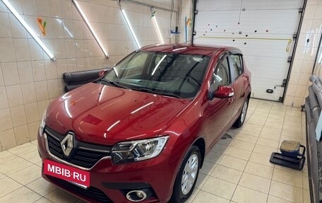 Renault Sandero II рестайлинг, 2019 год, 1 450 000 рублей, 2 фотография