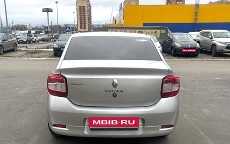 Renault Logan II, 2015 год, 570 000 рублей, 4 фотография