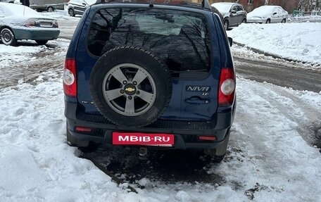 Chevrolet Niva I рестайлинг, 2017 год, 820 000 рублей, 4 фотография