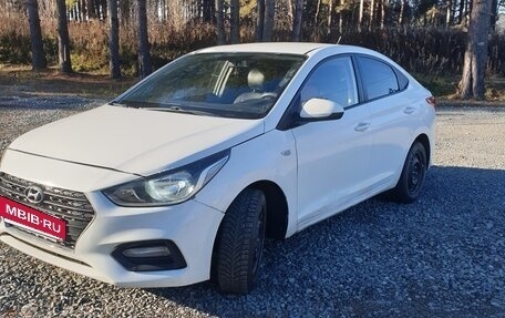 Hyundai Solaris II рестайлинг, 2019 год, 599 999 рублей, 3 фотография