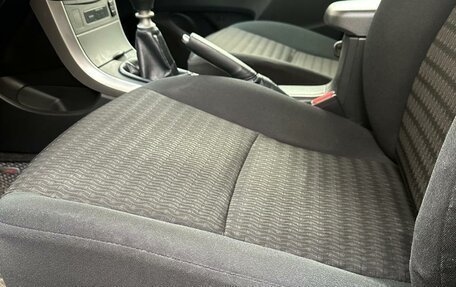 Toyota Corolla, 2012 год, 1 150 000 рублей, 21 фотография