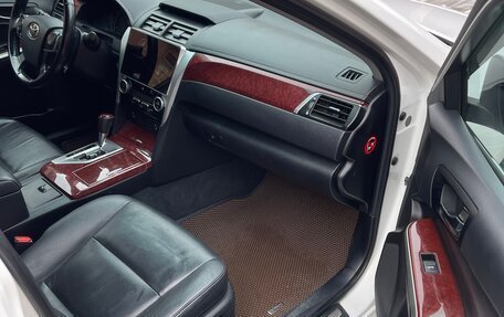 Toyota Camry, 2014 год, 1 980 000 рублей, 8 фотография