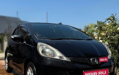 Honda Fit III, 2013 год, 770 000 рублей, 1 фотография