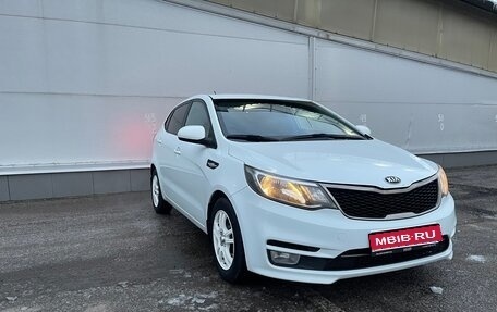 KIA Rio III рестайлинг, 2015 год, 1 100 000 рублей, 1 фотография