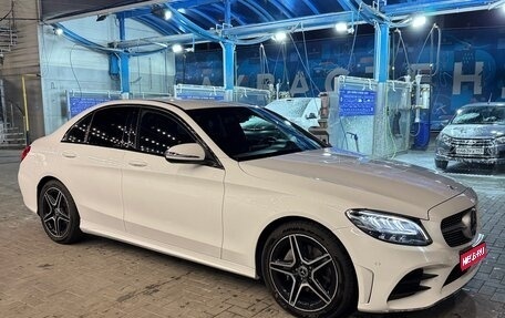 Mercedes-Benz C-Класс, 2019 год, 3 200 000 рублей, 1 фотография