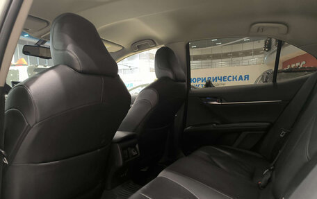 Toyota Camry, 2021 год, 3 050 000 рублей, 12 фотография