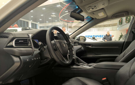 Toyota Camry, 2021 год, 3 050 000 рублей, 16 фотография