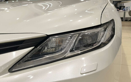 Toyota Camry, 2021 год, 3 050 000 рублей, 17 фотография