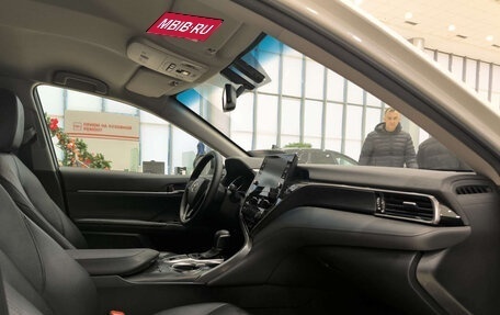 Toyota Camry, 2021 год, 3 050 000 рублей, 11 фотография