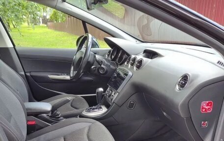 Peugeot 408 I рестайлинг, 2016 год, 940 000 рублей, 11 фотография