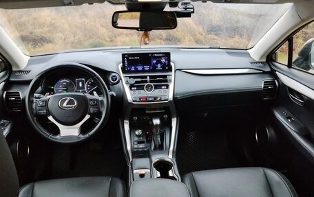 Lexus NX I, 2018 год, 4 000 000 рублей, 8 фотография