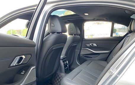 BMW 3 серия, 2023 год, 3 200 000 рублей, 13 фотография