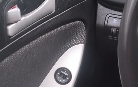 Hyundai Solaris II рестайлинг, 2011 год, 669 000 рублей, 12 фотография