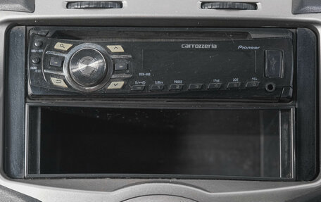 Toyota Vitz, 2010 год, 629 000 рублей, 18 фотография