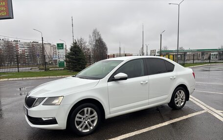 Skoda Octavia, 2020 год, 1 800 000 рублей, 2 фотография